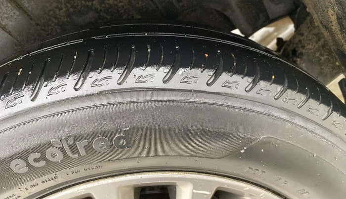 2020 Maruti Ertiga ZXI+ SHVS, Petrol, Manual, 92,612 km, Right Rear Tyre Tread