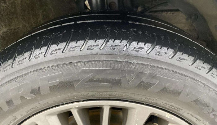 2020 Maruti Ertiga ZXI+ SHVS, Petrol, Manual, 92,612 km, Right Front Tyre Tread