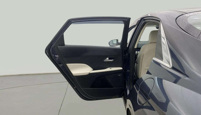 2023 Hyundai Verna SX(O) 1.5 MPI IVT , Petrol, Automatic, 20,126 km, LHS Rear Door
