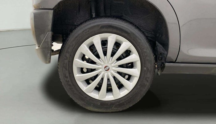 2020 Maruti S PRESSO VXI, Petrol, Manual, 60,223 km, Right Rear Wheel