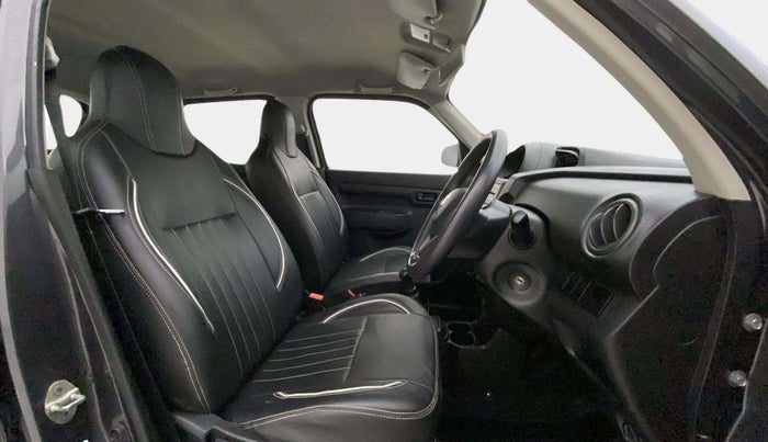 2020 Maruti S PRESSO VXI, Petrol, Manual, 60,223 km, Right Side Front Door Cabin