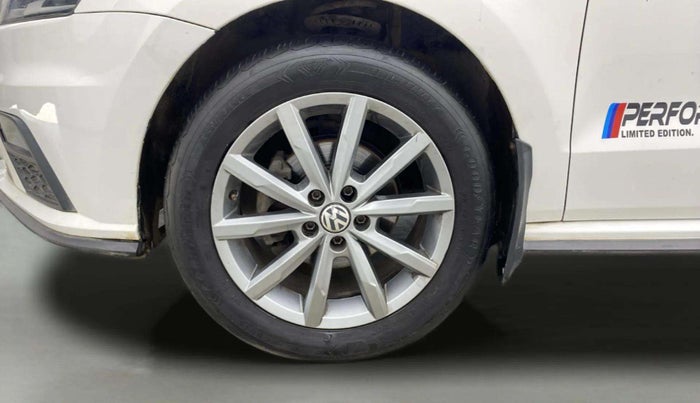2021 Volkswagen Polo HIGHLINE PLUS 1.0, Petrol, Manual, 89,172 km, Left Front Wheel