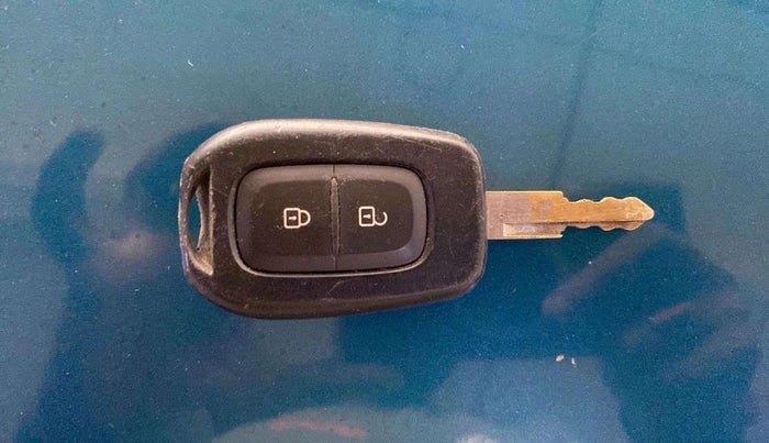 2021 Renault Kwid RXL, Petrol, Manual, 31,203 km, Key Close Up