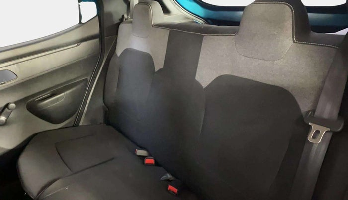 2021 Renault Kwid RXL, Petrol, Manual, 31,203 km, Right Side Rear Door Cabin