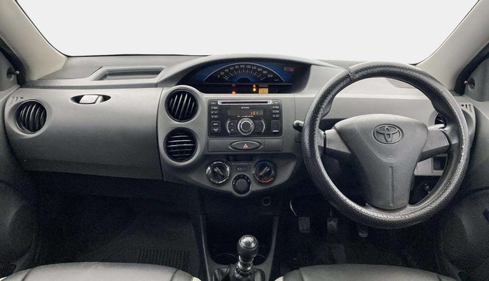 2013 Toyota Etios GD, Diesel, Manual, 1,24,786 km, Dashboard