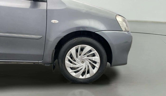 2013 Toyota Etios GD, Diesel, Manual, 1,24,786 km, Right Front Wheel