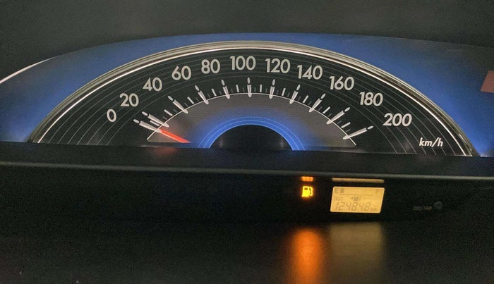 2013 Toyota Etios GD, Diesel, Manual, 1,24,786 km, Odometer Image