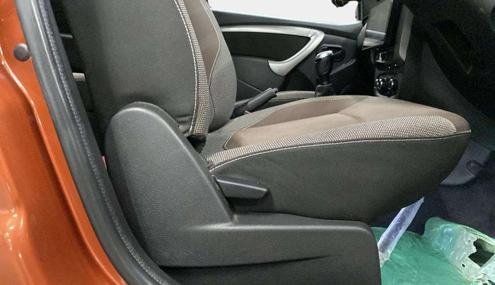 2019 Renault Duster RXS PETROL, Petrol, Manual, 36,804 km, Driver Side Adjustment Panel