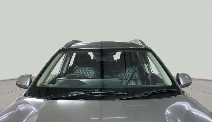 2021 KIA SONET HTK PLUS 1.5 AT, Diesel, Automatic, 50,291 km, Front Windshield