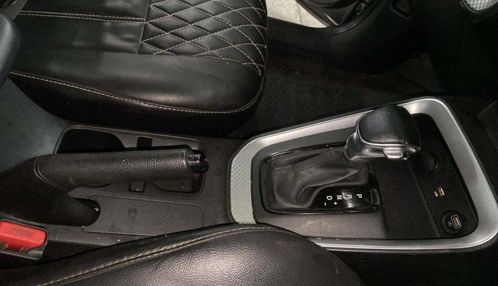 2021 KIA SONET HTK PLUS 1.5 AT, Diesel, Automatic, 50,291 km, Gear Lever