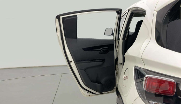 2019 Mahindra KUV 100 NXT K4+ P 6 STR, Petrol, Manual, 98,218 km, LHS Rear Door