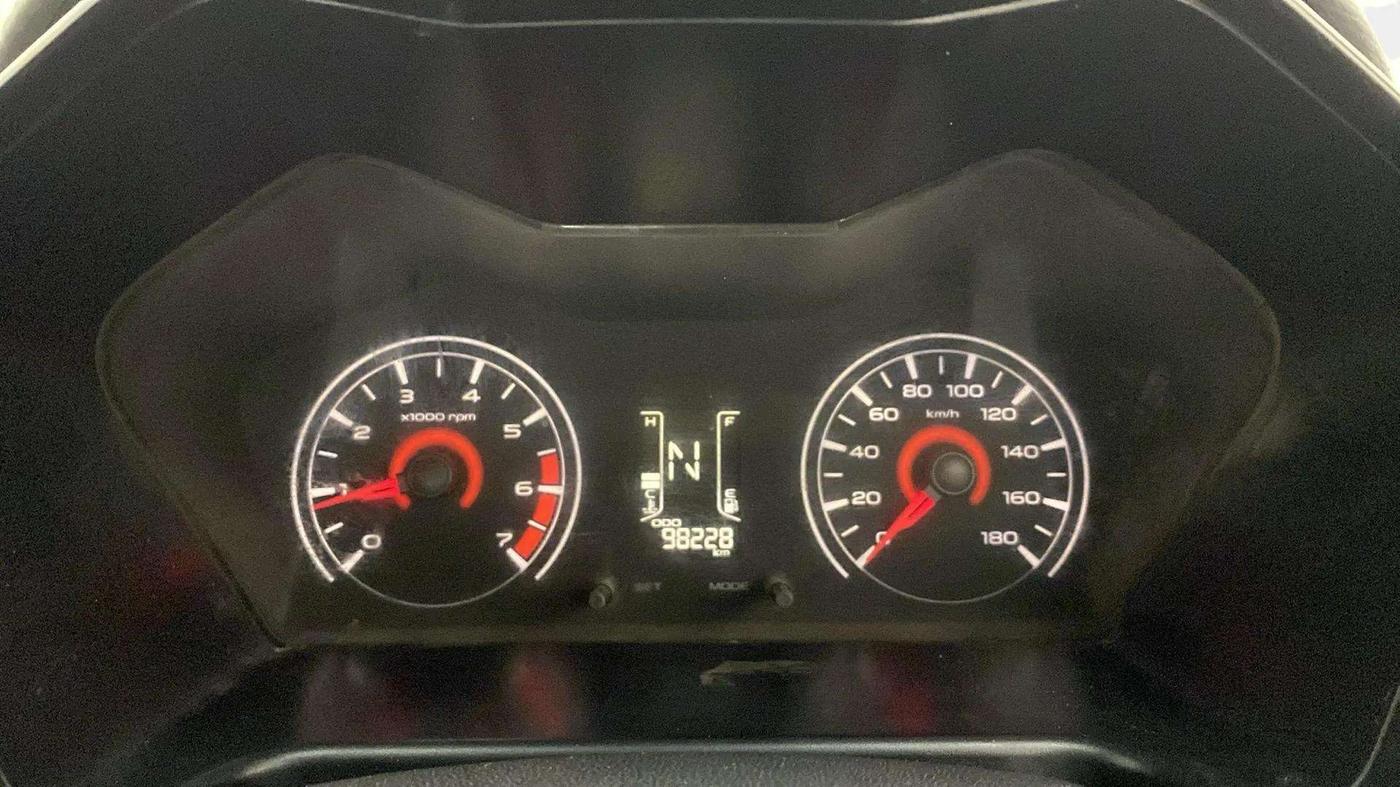 2019 Mahindra KUV 100 NXT K4+ P 6 STR, Petrol, Manual, 98,284 km, Odometer Image