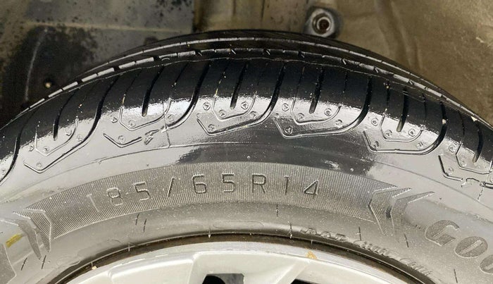 2019 Mahindra KUV 100 NXT K4+ P 6 STR, Petrol, Manual, 98,218 km, Left Front Tyre Tread