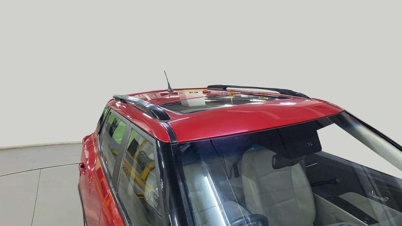 2021 Mahindra XUV300 W8 (O) 1.5 DIESEL AMT, Diesel, Automatic, 56,080 km, Roof