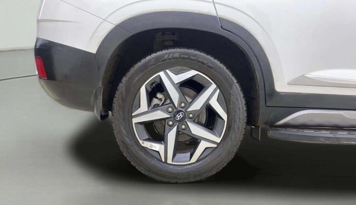 2023 Hyundai ALCAZAR PRESTIGE 1.5 TURBO PETROL MT 7STR, Petrol, Manual, 22,730 km, Right Rear Wheel