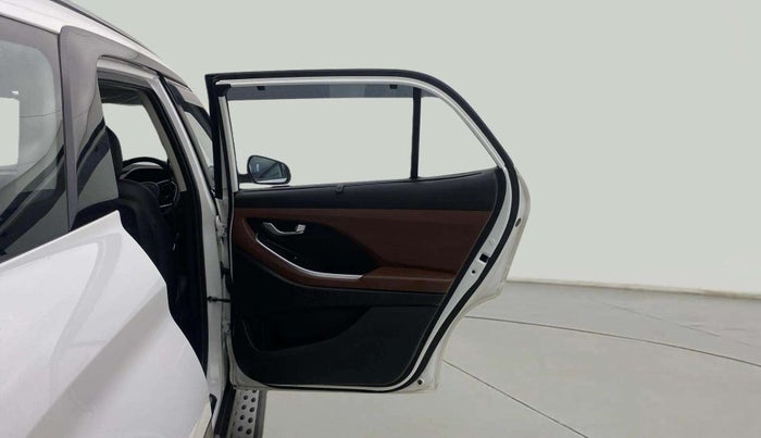 2023 Hyundai ALCAZAR PRESTIGE 1.5 TURBO PETROL MT 7STR, Petrol, Manual, 22,730 km, RHS Rear Door