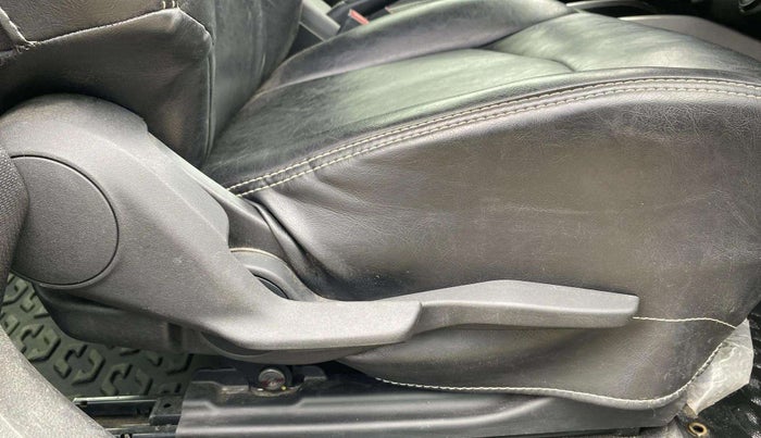 2022 Maruti Baleno ALPHA PETROL 1.2, Petrol, Manual, 42,104 km, Driver Side Adjustment Panel