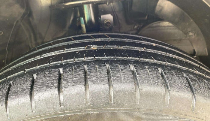 2022 Maruti Baleno ALPHA PETROL 1.2, Petrol, Manual, 42,104 km, Right Front Tyre Tread