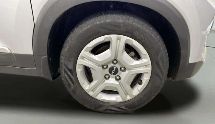 2022 KIA SONET HTK PLUS 1.2, Petrol, Manual, 39,911 km, Right Front Wheel