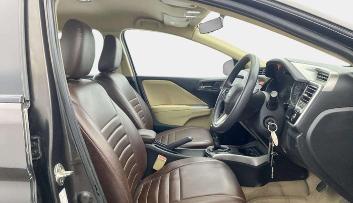 2014 Honda City 1.5L I-VTEC V MT, Petrol, Manual, 53,314 km, Right Side Front Door Cabin