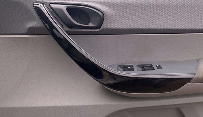 2021 Tata TIGOR XZ PETROL, Petrol, Manual, 69,948 km, Driver Side Door Panels Control