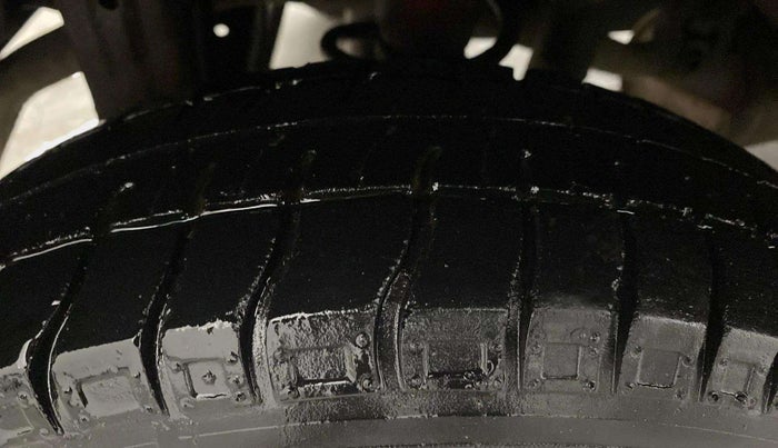 2013 Maruti Alto 800 LXI, Petrol, Manual, 6,996 km, Right Rear Tyre Tread