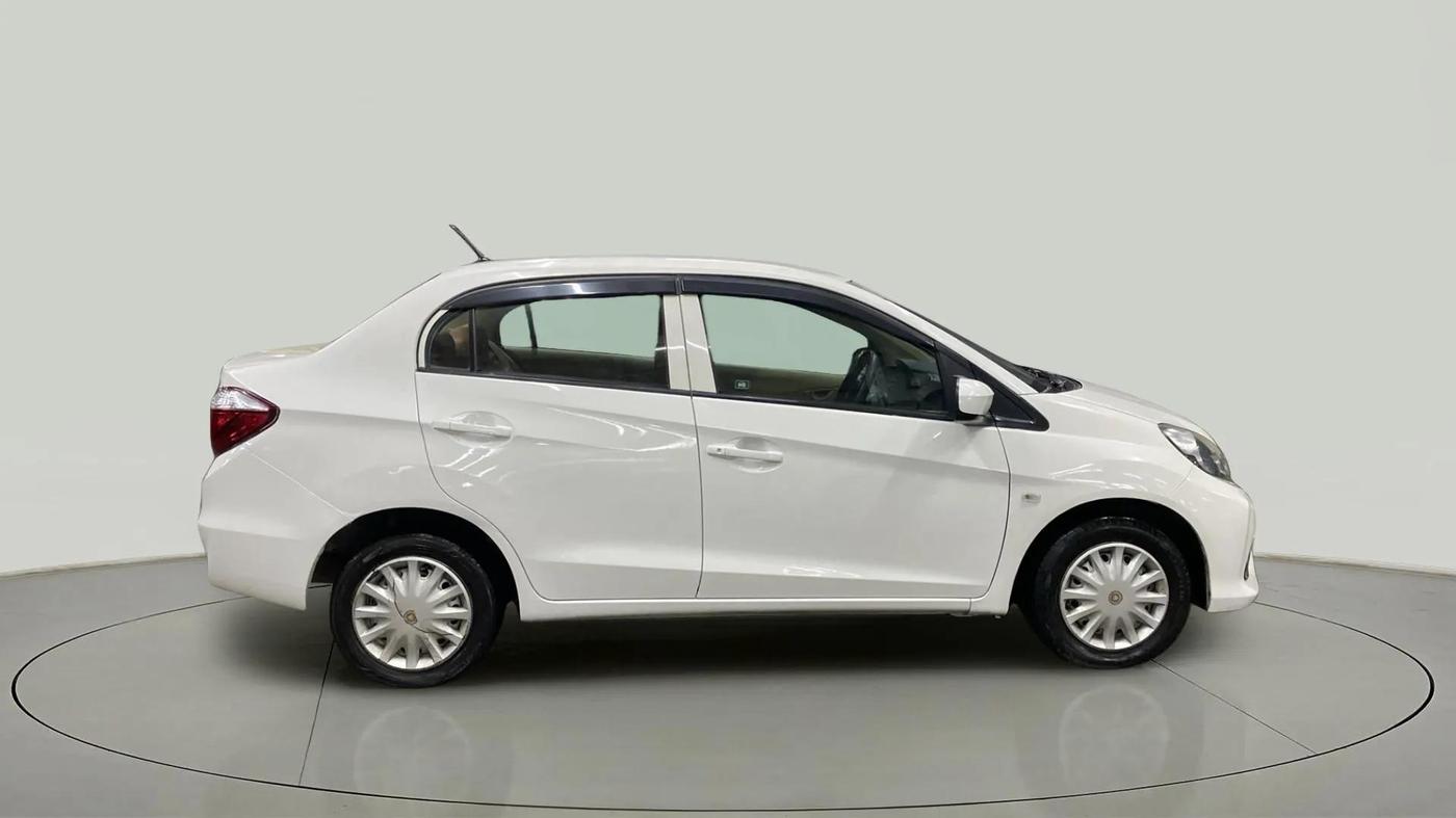 2017 Honda Amaze 1.2L I-VTEC E, Petrol, Manual, 43,215 km, Right Side View