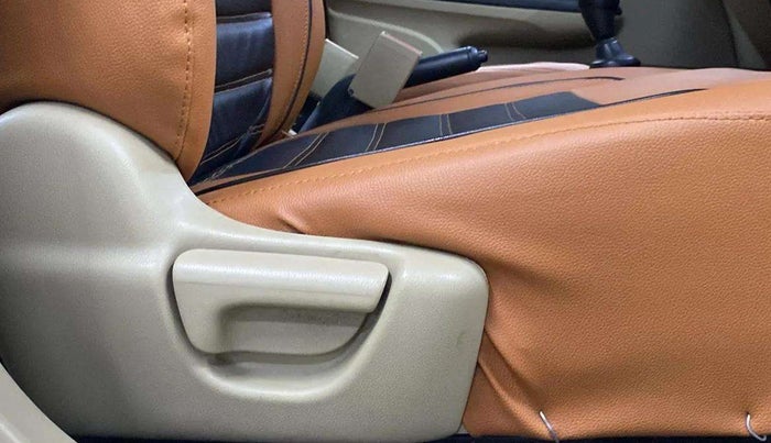 2017 Honda Amaze 1.2L I-VTEC E, Petrol, Manual, 43,215 km, Driver Side Adjustment Panel