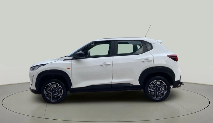 2022 Nissan MAGNITE XE, Petrol, Manual, 68,843 km, Left Side