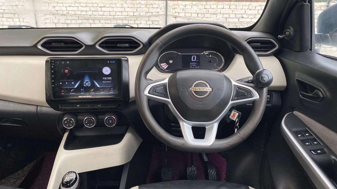 2022 Nissan MAGNITE XE, Petrol, Manual, 68,952 km, Steering Wheel Close Up