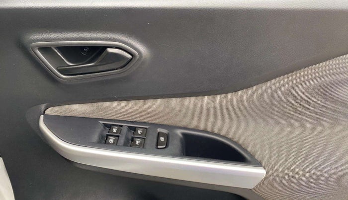 2022 Nissan MAGNITE XE, Petrol, Manual, 68,843 km, Driver Side Door Panels Control