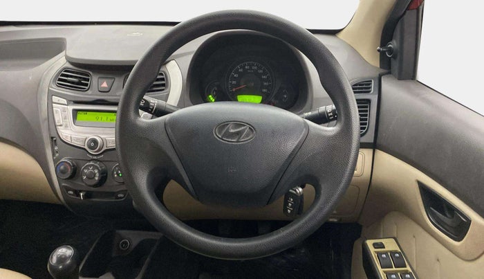 2015 Hyundai Eon D-LITE+, Petrol, Manual, 86,520 km, Steering Wheel Close Up