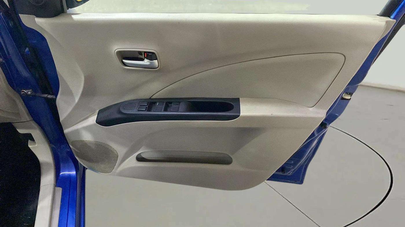 2018 Maruti Celerio VXI, Petrol, Manual, 68,395 km, Driver Side Door Panels Control