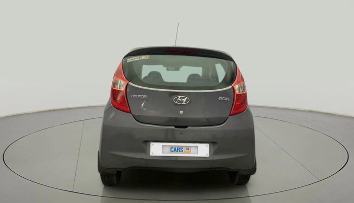 2015 Hyundai Eon MAGNA +, Petrol, Manual, 1,05,261 km, Back/Rear