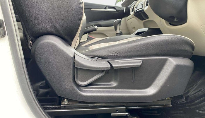 2020 KIA SONET HTX 1.0 IMT, Petrol, Manual, 45,693 km, Driver Side Adjustment Panel