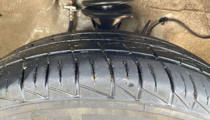 2022 Maruti Alto VXI, Petrol, Manual, 19,256 km, Right Front Tyre Tread