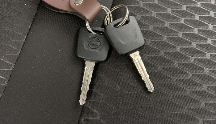 2022 Nissan MAGNITE XE, Petrol, Manual, 5,379 km, Key Close Up