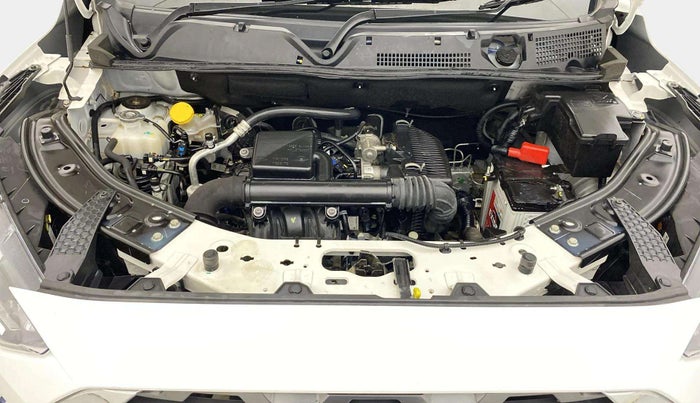2022 Nissan MAGNITE XE, Petrol, Manual, 5,379 km, Engine View