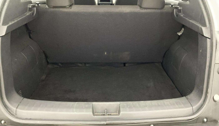 2022 Nissan MAGNITE XE, Petrol, Manual, 5,379 km, Boot Inside