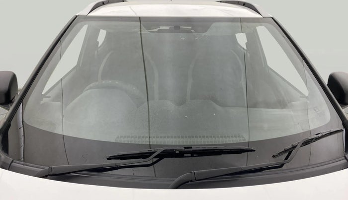 2022 Nissan MAGNITE XE, Petrol, Manual, 5,379 km, Front Windshield