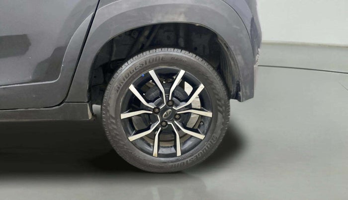 2017 Mahindra KUV 100 NXT K8 P 6 STR, Petrol, Manual, 83,901 km, Left Rear Wheel