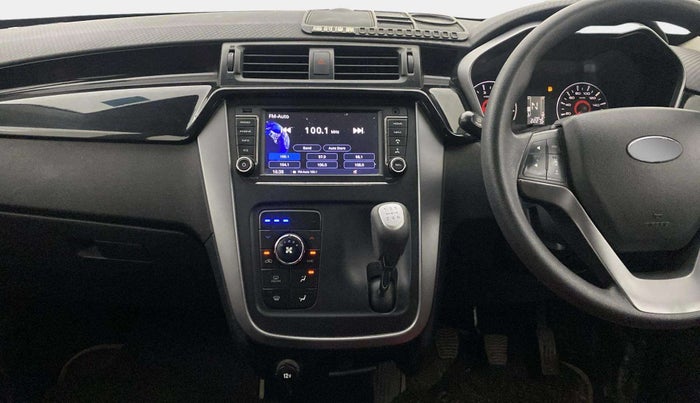 2017 Mahindra KUV 100 NXT K8 P 6 STR, Petrol, Manual, 83,901 km, Air Conditioner