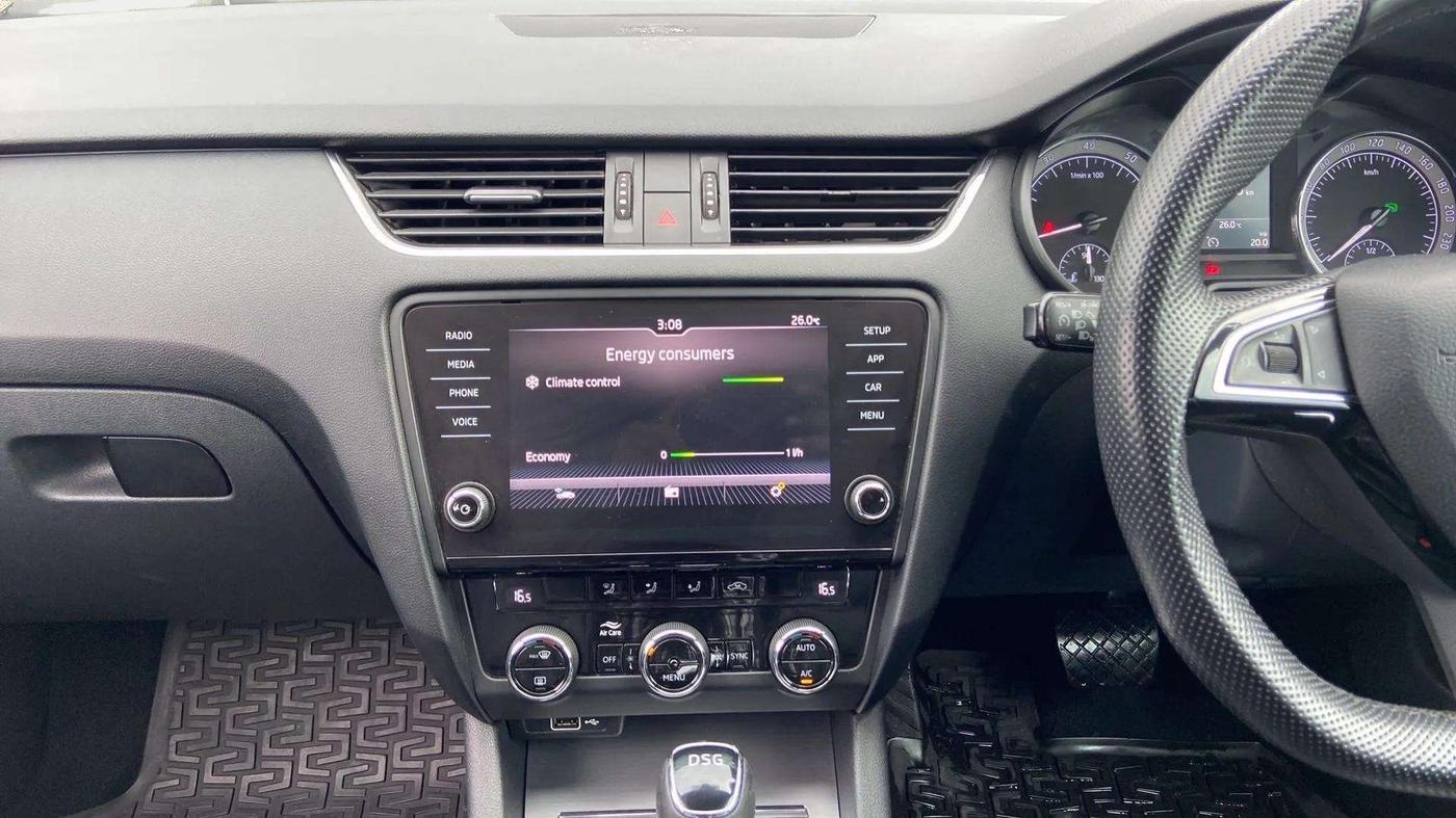 2019 Skoda Octavia STYLE 1.8 TSI AT, Petrol, Automatic, 55,287 km, Air Conditioner