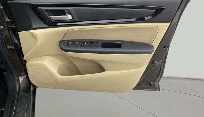 2020 Honda Amaze 1.2L I-VTEC V CVT, Petrol, Automatic, 39,647 km, Driver Side Door Panels Control