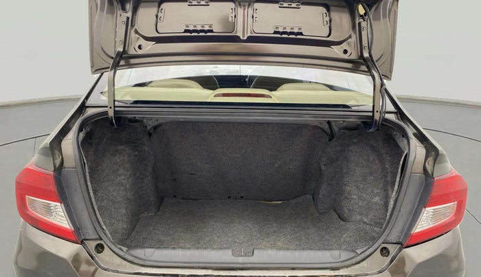 2020 Honda Amaze 1.2L I-VTEC V CVT, Petrol, Automatic, 39,647 km, Boot Inside