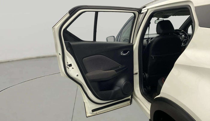 2021 Nissan Kicks XV 1.5, Petrol, Manual, 21,774 km, LHS Rear Door