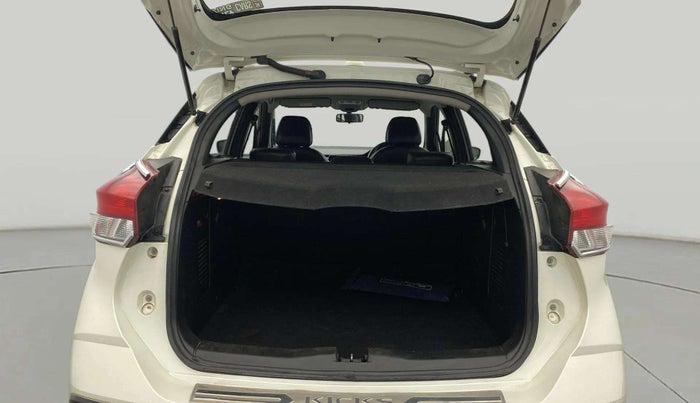 2021 Nissan Kicks XV 1.5, Petrol, Manual, 21,774 km, Boot Open Zoomed View