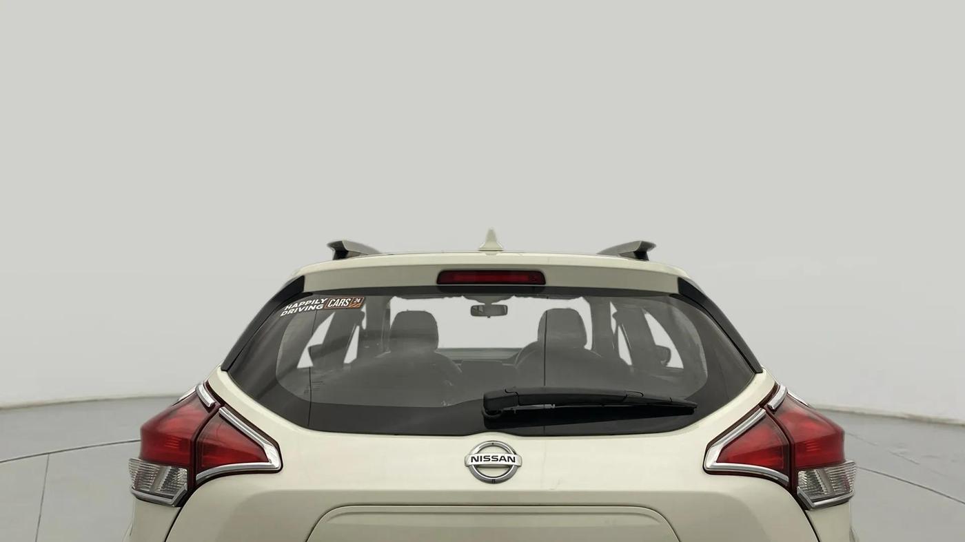 2021 Nissan Kicks XV 1.5, Petrol, Manual, 21,774 km, Rear Windshield