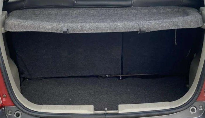 2017 Maruti Celerio VXI AMT, Petrol, Automatic, 68,469 km, Boot Inside