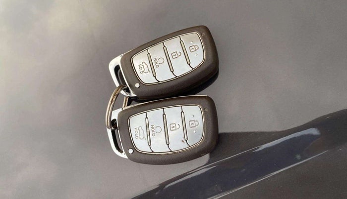 2021 Hyundai ALCAZAR PLATINUM 1.5 MT 7STR, Diesel, Manual, 80,149 km, Key Close Up